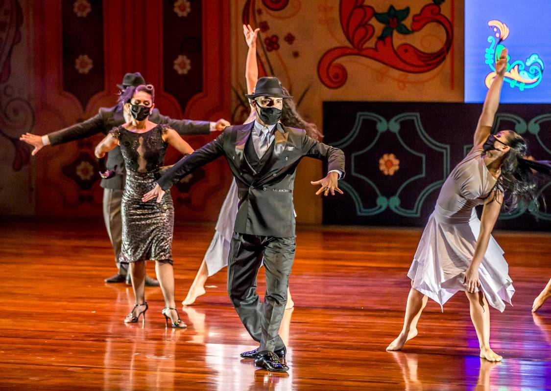 Unos 250 artistas hicieron parte del Festival Internacional de Tango de Medellín 2020. Foto Juan Antonio Sánchez Ocampo