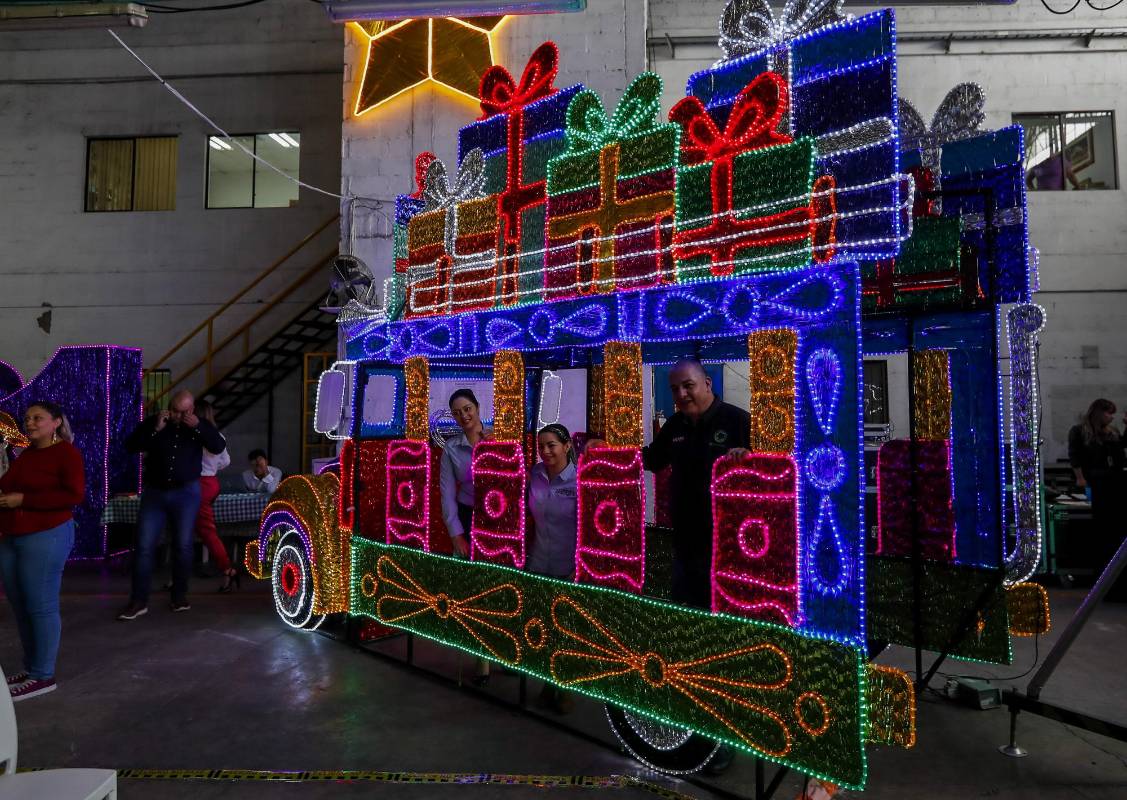 Será un espectáculo de luces gratuito para la comunidad del Valle del Aburrá. FOTO JAIME PÉREZ MUNÉVAR