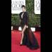Reuters - El calor latino se hizo notar especialmente con la presencia de Eva Longoria y una vertiginosa abertura en su vestido de manga larga.