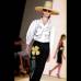AP - Carolina Herrera fue nombrada como la diseñadora de la Semana de la Moda de Nueva York.