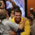 Reuters - Los simpatizantes de Capriles reconocieron la labor de su candidato minutos después de que se conocieran los resultados de las elecciones y este diera su discurso.