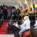 Raúl Palacios-Colprensa - Con uniformes como los que se usaban en épocas antiguas, militares desfilaron este martes por el Bicentenario del Grito de la Independencia, en un acto encabezado por el Presidente Álvaro Uribe Vélez y el mandatario electo, Juan Manuel Santos.