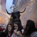 AFP - Las fiestas San Fermín, en las que una multitud corre junto a seis toros bravos por las calles de Pamplona, en España, son uno de los mayores atractivos en esta época del año. Desde 1924, 15 personas han muerto en los encierros que fueron inmortalizados en la novela Fiesta de Hemingway.