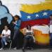 Reuters - Los candidatos m&#225;s fuertes en las encuestas son el actual mandatario, Hugo Ch&#225;vez y el l&#237;der opositor Henrique Capriles.