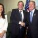 AP - El 13 de enero de 2004 N&#233;stor Kirchner se reuni&#243; con George Bush en la Cumbre Extraordinaria de las Am&#233;ricas en Monterrey, M&#233;xico.