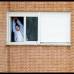 Reuters - Javier Limon Romero, el marido de la enfermera espa&#241;ola Teresa Romero Ramos quien contrajo &#201;bola, se encuentra aislado en el Hospital Carlos III de Madrid.
