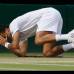 AP - Federer hab&#237;a dominado a su rival hasta la mitad del partido, ten&#237;a dos sets anotados y el tercero corr&#237;a bastante igualado cuando, de pronto, el franc&#233;s Jo-Wilfried Tsonga encontr&#243; la forma de romper el saque del suizo en el quinto juego y revolucion&#243; la pista Central.