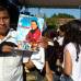 FOTOS ALEX HEREIRA - Comerciantes aprovechan la ocasi&#243;n para vender recuerdos de &#237;dolo vallenato.