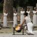 Foto Reuters - A pesar de que en la Grecia cl&#225;sica la llama ol&#237;mpica simbolizaba el robo del fuego de los dioses por parte de Prometeo, quien rebel&#225;ndose contra las leyes inmortales se lo entreg&#243; a los hombres, el ceremonial que rodea a la antorcha tiene or&#237;genes mucho m&#225;s actuales.