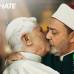 Cortes&#237;a - Otra de las im&#225;genes que m&#225;s pol&#233;mica ha causado es una donde aparece el papa Benedicto XVI bes&#225;ndose con el l&#237;der musulm&#225;n Sheikh Ahmed Mohamed.
