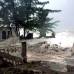 AP - La decimoctava tormenta de la actual temporada ciclónica se convirtió en la mañana de este miércoles en huracán categoría I, poco antes de tocar territorio jamaiquino.