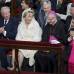 Reuters - Los reyes de B&#233;lgica Alberto y Paola acompa&#241;an al Papa Francisco