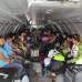 Cortes&#237;a - En los aviones trasladan medicamentos y galenos para atender emergencias.