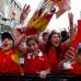 Reuters - La felicidad de los hinchas españoles que siguieron el encuentro desde Madrid.