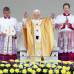 Reuters - Benedicto XVI afirm&#243; que ha venido a F&#225;tima porque aqu&#237; converge la Iglesia peregrina querida por Cristo como instrumento de evangelizaci&#243;n y para pedir a la Virgen por la humanidad.