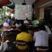Edwin Bustamante - En Medell&#237;n, algunos aficionados apoyaron la Selecci&#243;n desde el Parque Lleras, a trav&#233;s de la tele.