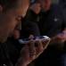 Reuters - El tel&#233;fono, uno de los m&#225;s esperados de la temporada, es m&#225;s delgado debido a que los sensores t&#225;ctiles est&#225;n integrados a la pantalla.
