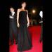 Mauricio Alvarado-Colprensa - Cristine Lilley, muy elegante de negro, con un vestido con escote palabra de honor.