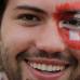 Reuters - La moda es pintar la cara sea completa o una parte.