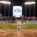 Reuters - El jardinero dominicano Melky Cabrera se qued&#243; con el premio de Jugador M&#225;s Valioso (MVP) del partido.