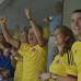 Cortesía - Santos y su familia celebran los goles de la Selección Colombia de Fútbol frente al equipo de Bolivia.