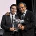 Reuters - La Uefa le otorgó el premio al argentino por encima de su compañero de equipo Xavi Hernández y del atacante portugués, Cristiano Ronaldo, por su destacada actuación en la pasada Liga de Campeones. En la imagen aparece con el presidente de la Uefa, Michel Platini. El rosarino fue elegido tras la votación que hicieron 53 periodistas europeos.