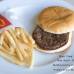 Foto cortes&#237;a - La fot&#243;grafa neoyorquina Sally Davies celebr&#243; el segundo aniversario de su proyecto &quot;Happy Meal&quot;, con el que cuelga en internet las im&#225;genes que toma casi diariamente de una hamburguesa que compr&#243; en 2010 en una conocida cadena de comida r&#225;pida y que, pese al paso del tiempo, se conserva sin problemas.