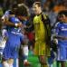 AP - Chelsea tuvo dos remates en el travesa&#241;o en el inicio del segundo tiempo, uno de ellos con un fant&#225;stico tiro libre de Oscar.