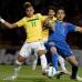 AP - Neymar, que lleg&#243; al torneo en medio de bombos y platillos pero no hab&#237;a despuntado, deton&#243; con sus dos anotaciones. La primera fue a los 48 minutos, para darle ventaja de 2-1 a Brasil, con un magn&#237;fico pase al coraz&#243;n del &#225;rea de su compa&#241;ero en Santos, Paulo Henrique Ganso.