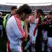 Reuters - El desconsuelo y la furia caracterizaron la tarde de este domingo en el estadio Monumental y sus alrededores, tras el descenso del River Plate a la Segunda División del fútbol argentino, hecho inédito en sus 110 años de vida.