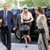 AP - Paris Hilton llega con su abogado, David Z. Chesnoff, izquierda, al Centro de Justicia del Condado de Clark ,en Las Vegas, Nevada.
