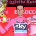 AP - Salvatore Puccio, compañero de equipo de Wiggins, se apoderó de la camiseta rosa de líder.