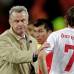 Reuters - El técnico de Suiza, Ottmar Hitzfeld, lamentó la derrota de su equipo.