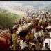 Reuters - El 30 de mayo de 1994, cientos de refugiados ruandeses cruzaban la frontera Rumbo a Tanzania. Más de un millón y medio de ruandeses, sobre todo hutus, huyeron a Zaire (actual República Democrática del Congo), Tanzania y Burundi ante el avance de las fuerzas del FPR, que acabó ocupando Kigali y casi todo el país.