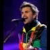 AP - El paisa Juanes, con una chaqueta multicolor, present&#243; el sencillo de su nuevo disco Yerbatero ante los v&#237;tores del p&#250;blico.