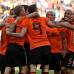 AP - La alegr&#237;a de la Orange al ganar en su debut.