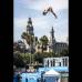 Reuters - Orlando Duque de Colombia se prepara para la entrada al agua en la competencia del Campeonato Mundial de Nataci&#243;n en Barcelona.