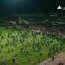 Reuters - Pese a que el Al Masry gan&#243; 3-1, los hinchas &quot;atacaron como una avalancha a los futbolistas e irrumpieron en la gradas reservadas a los seguidores de Al Ahli&quot;, indic&#243; Hosam Mohamed Mustafa.
