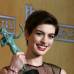 FOTO REUTERS - Anne Hathaway obtuvo la &#250;nica victoria para la pel&#237;cula Los Miserables, como mejor actriz secundaria.