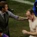 AP - La salida de los jugadores ingleses tras la derrota. En la imagen, David Beckham (izq.) saluda a su compa&#241;ero Wayne Rooney.