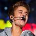 AP - El cantante canadiense Justin Bieber rebas&#243; finalmente las expectativas al reunir el pasado lunes a unas 210.000 personas en un recital gratuito en el Z&#243;calo de Ciudad de M&#233;xico, inform&#243; la Secretar&#237;a de Protecci&#243;n Civil de la capital mexicana.