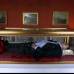 Foto Reuters - El conjunto, que fue ideado en 2010 y terminado a finales de 2011, es una caja a modo de urna con una estatua de Berlusconi a escala real que parece dormir un sue&#241;o pl&#225;cido con una sonrisa perpetua sobre un lecho de seda roja.