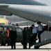 REUTERS - Integrantes del Gobierno portugu&#233;s y de otros pa&#237;ses de habla lusa recibieron este s&#225;bado en el aeropuerto de Lisboa, junto a familiares, amigos e intelectuales, los restos de Jos&#233; Saramago, con honores militares.