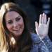 AP - La esposa del pr&#237;ncipe Guillermo visit&#243; el martes un centro de rehabilitaci&#243;n para adictas en el sur de Londres, donde las c&#225;maras captaron los primeros signos de su embarazo.
