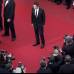 FOTO REUTERS - Pattinson llegó media hora antes del comienzo de la proyección y pasó rápidamente por la alfombra roja.