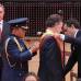 Colprensa - El presidente del Senado, Armando Benedetti fue quien puso la banda presidencial a Juan Manuel Santos.