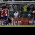 AP - Por Paraguay anotaron Antol&#237;n Alcaraz al minuto 32, Lucas Barrios al 62 y Cristian Riveros en el 85.