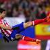 FOTO AFP - Diego Costa, que estuvo en duda para el partido, tuvo que ser sustituido en la primera parte del partido por una lesi&#243;n.