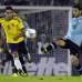 AP - Uruguay alcanz&#243; los 22 puntos de Ecuador, pero qued&#243; quinto en la tabla por diferencia de gol.