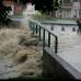 Juan A. S&#225;nchez - Algunas quebradas del sector de Laureles se crecieron ante la fuerte y r&#225;pida ca&#237;da de la lluvia.